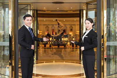 酒店管理大堂經(jīng)理的教育咨詢服務(wù) 專業(yè)成長與職業(yè)發(fā)展的關(guān)鍵支持